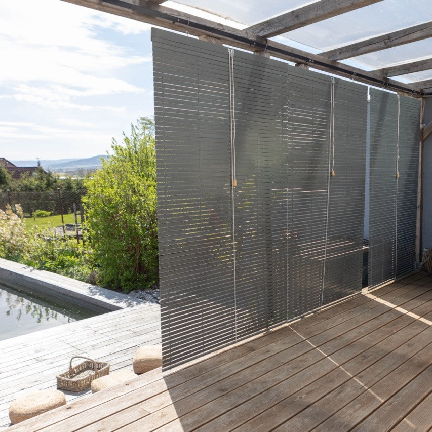 Fa pergola árnyékoló roló - szürke